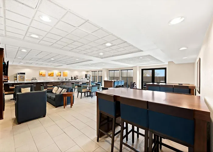 Hotel Comfort & Decatur-forsyth